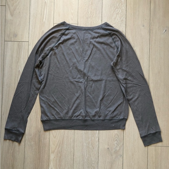 Roots Athletics Long Sleeve Shirt in Gray Women’s Size L - Picture 8 of 11